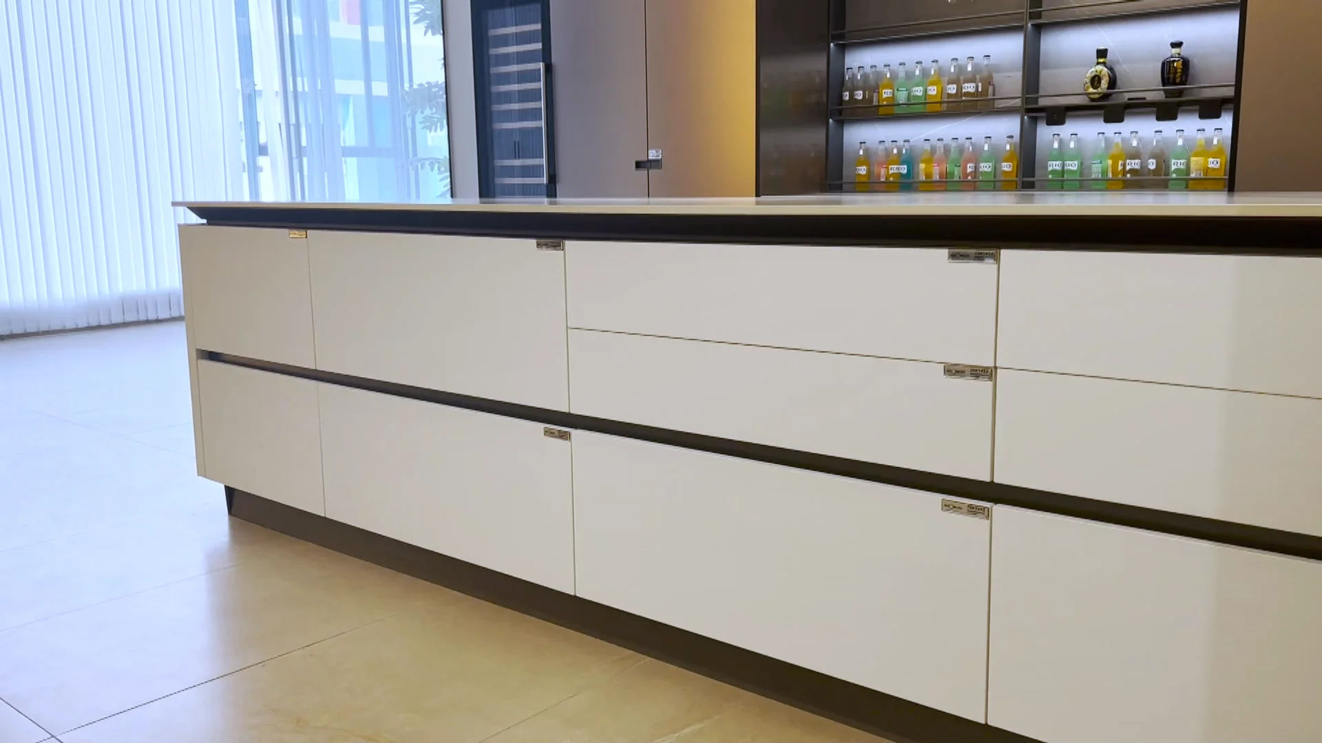 Hot Sale Kitchen Vanity Modern Uv Lacquer Plywood Kitchen