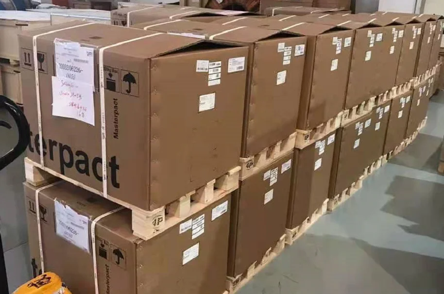 Masterpact MT06 N1 630A 3P 4P Circuit Breaker, ACB VCB, Fast Shipping ...