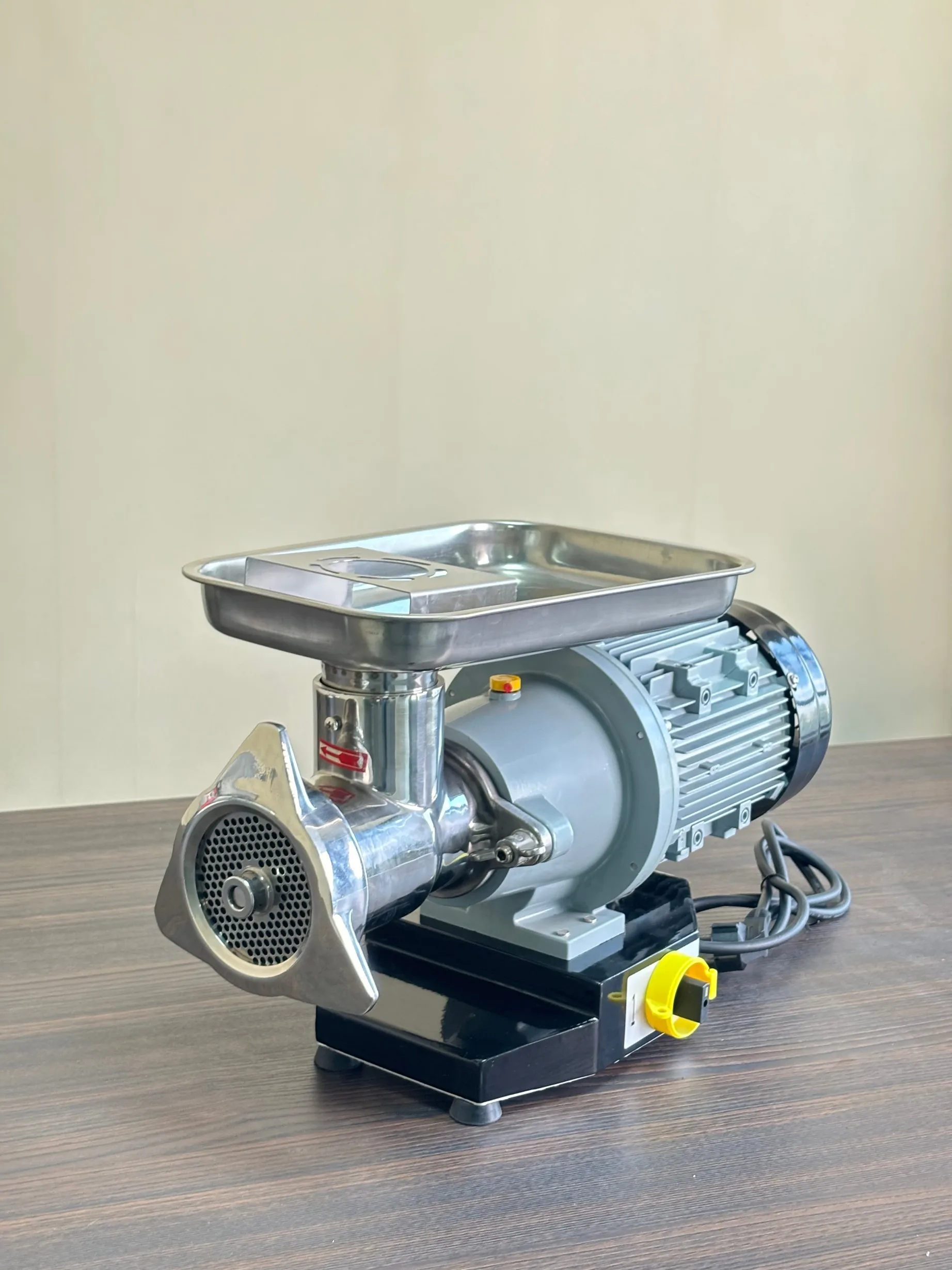 2.2KW High-Power Stainless Steel Meat Grinder with Easy-to-Clean Blades Customizable ECO-32S New Condition Motor supplier
