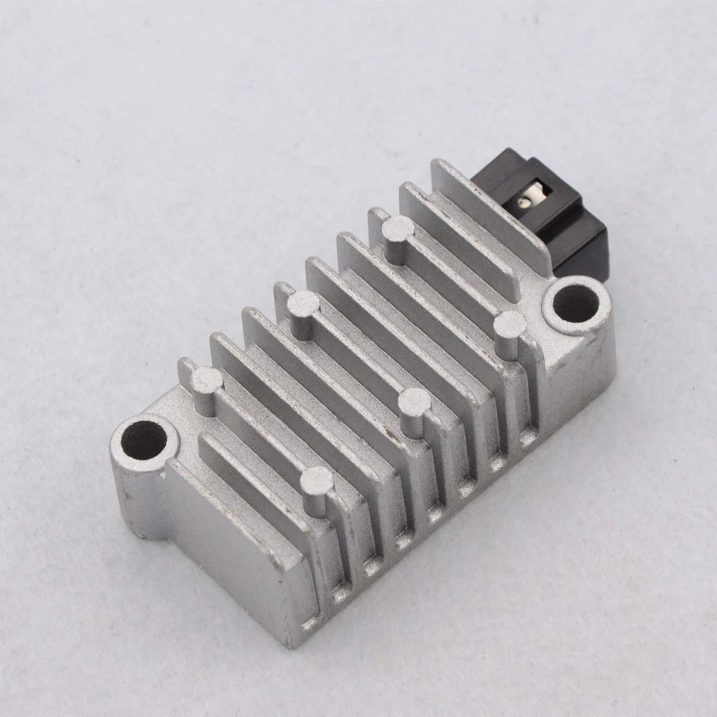 GOOFIT 4 Pin Voltage Regulator Rectifier Replacement for Yamaha XT 225 250 600 TW 125 200 225 XJ 400 600 XV250 Motorcycle