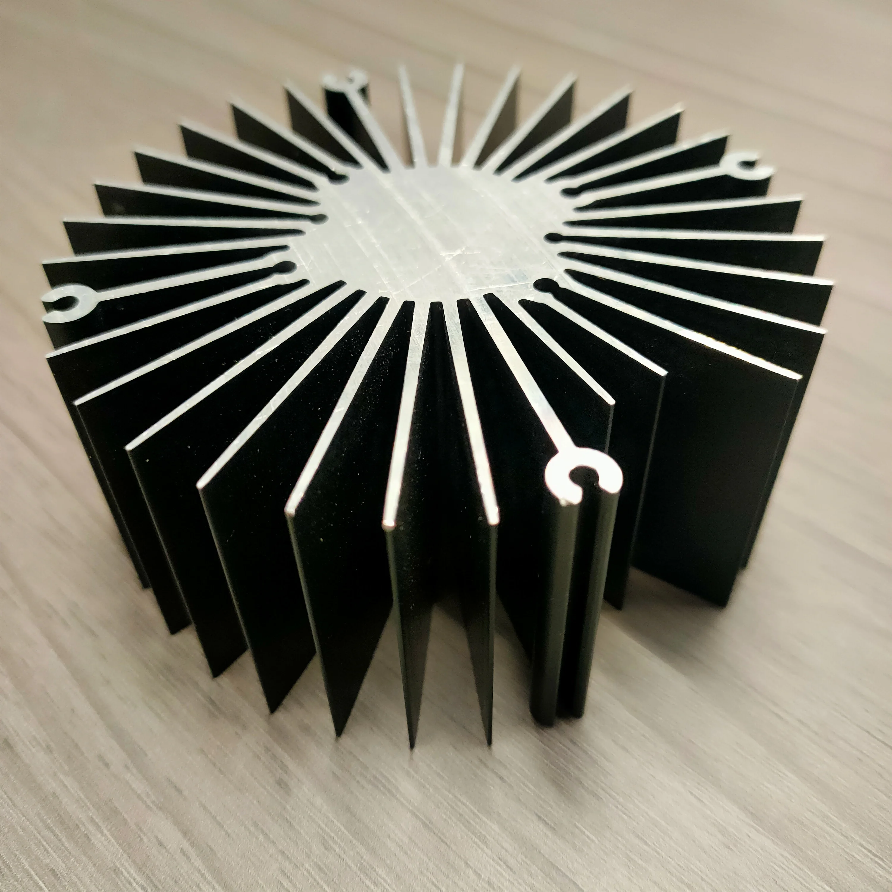 Dissipatore di Calore, Kit Dissipatore Calore, Dissipatore di Calore in Alluminio, Alluminio Dissipatore, Chipset Dissipatore di Calore, 40 X 40 X 11 mm Nero Alluminio dissipatore di Calore, 4 Pezzi
