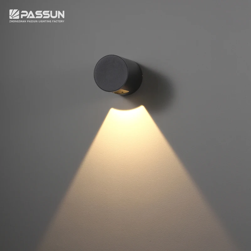2021 Wall Surface Mounted 1way up Down Outdoor Led Wall Light Lamps