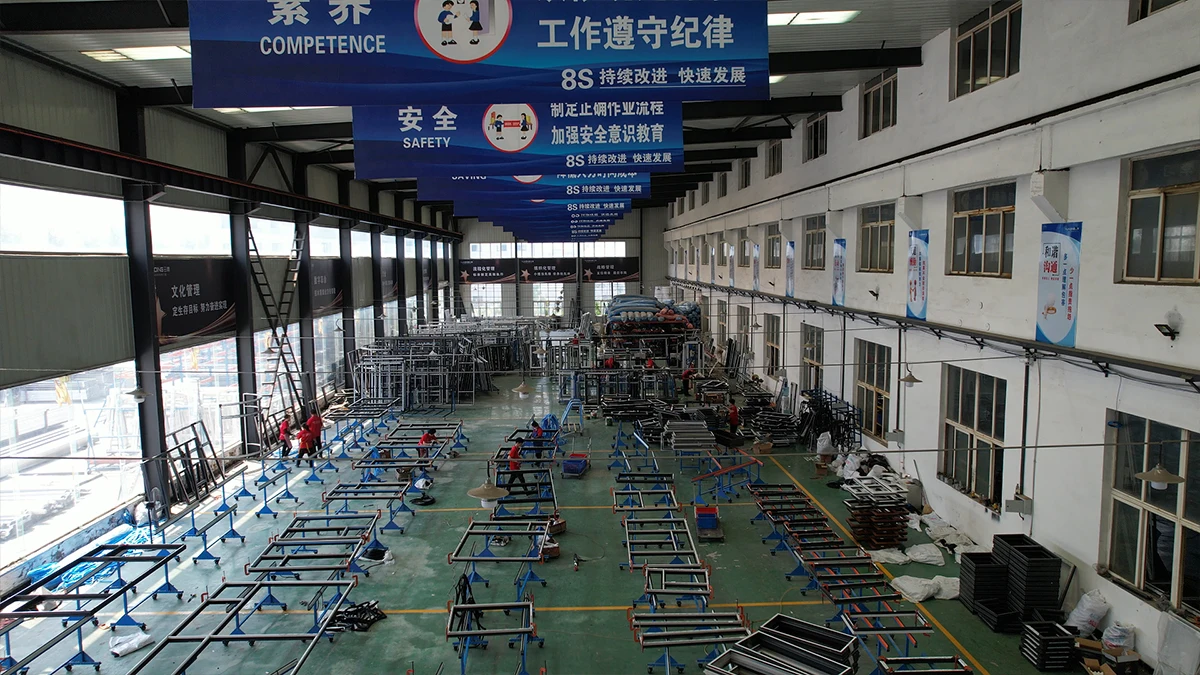 Liaoning Tuoqian Yunding Doors And Windows Co., Ltd. 2