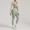 Verde Pistacho (Camisa manga larga y pantalón)
