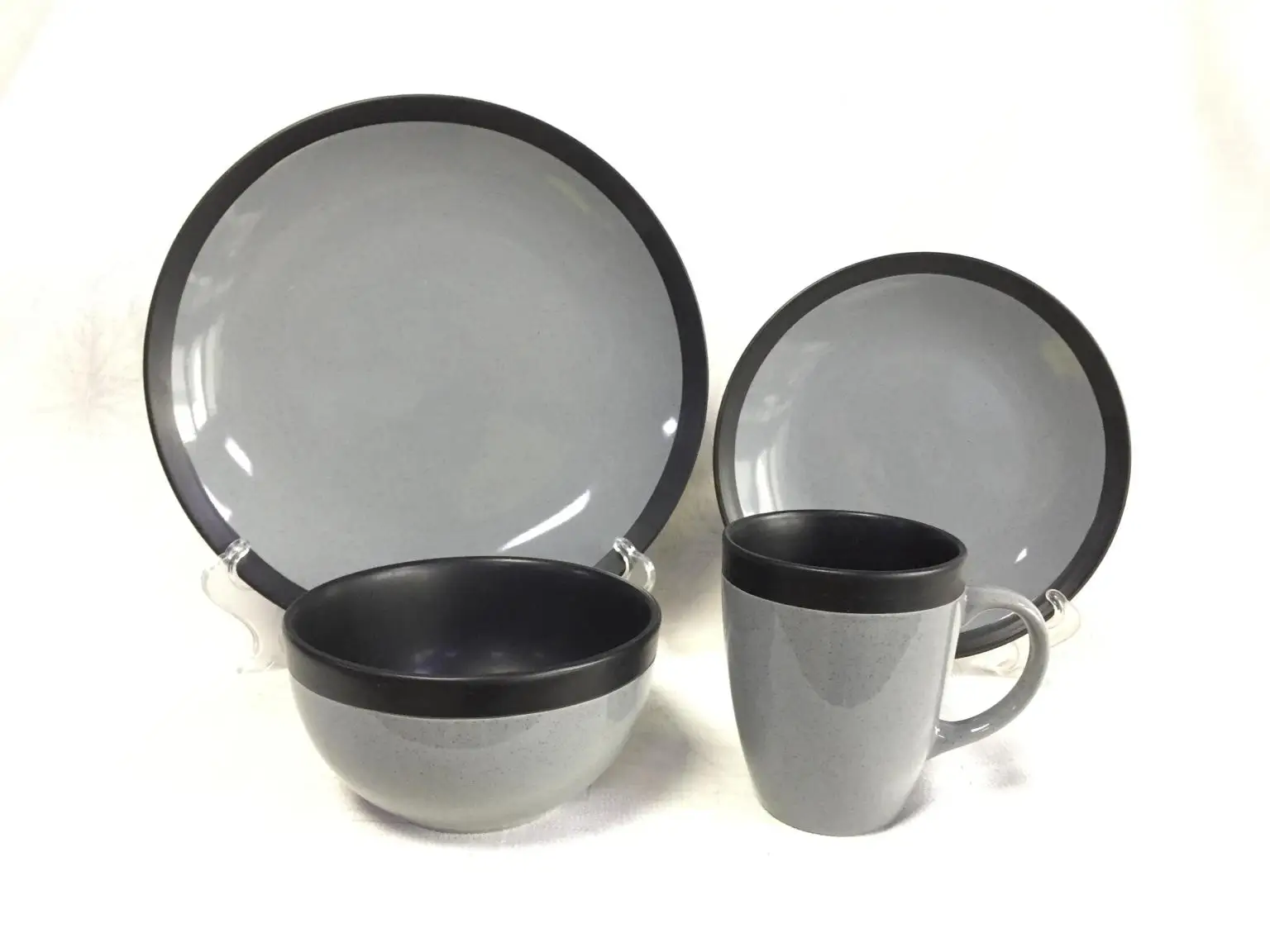 в Китае. Фарфоровый сервиз. Фарфоровый 