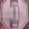 Bracciale in argento con cuore pieno di diamanti