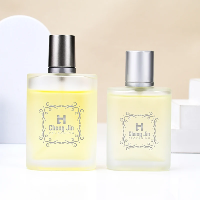 Luxury Recyclable 30ml 50ml 100ml Frosted Glass Perfume Bottle With Pump Spray Cap