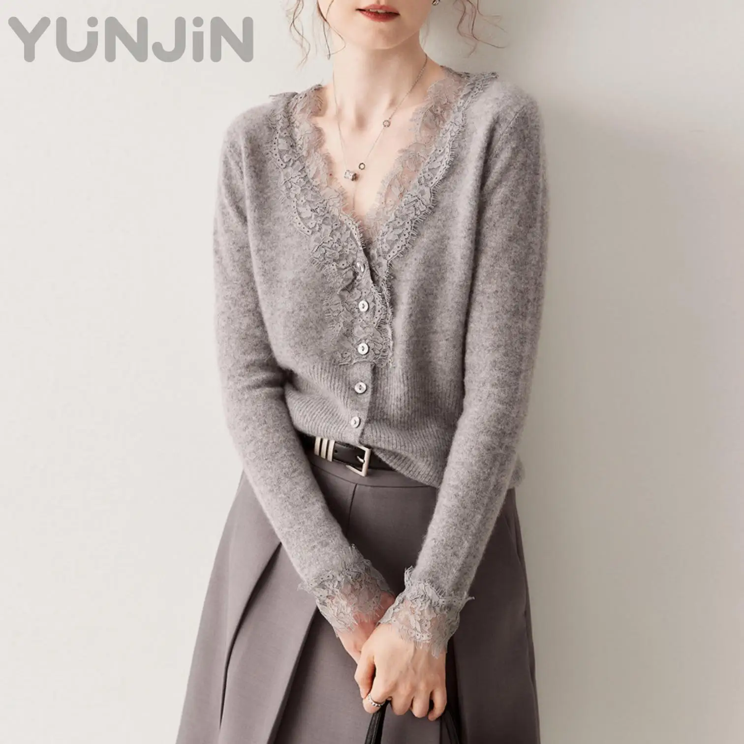 Women's Design Wool Cashmere Lace V-neck Knitted Cardigan