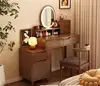 Mejora tu mesa y silla.