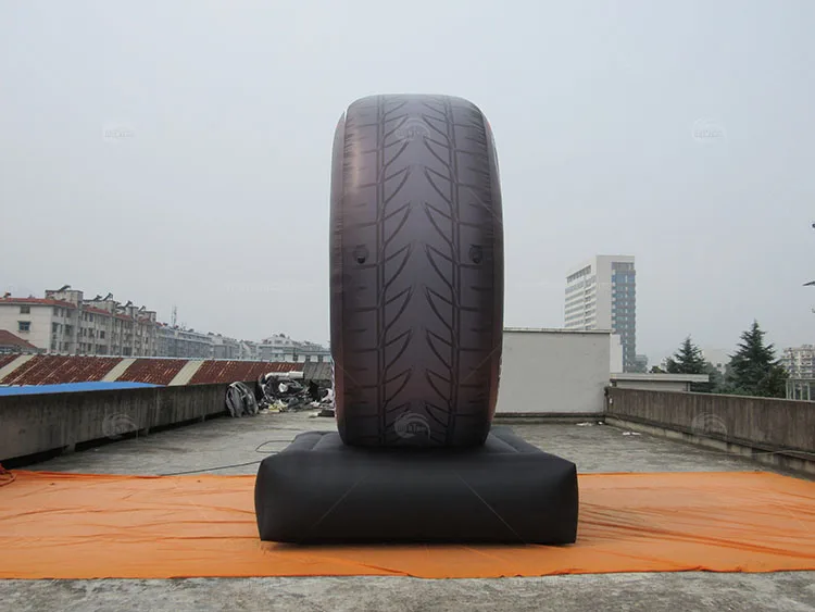 Inflatable Tire Models Are Advertising Tire Models Used in Tire Stores ...