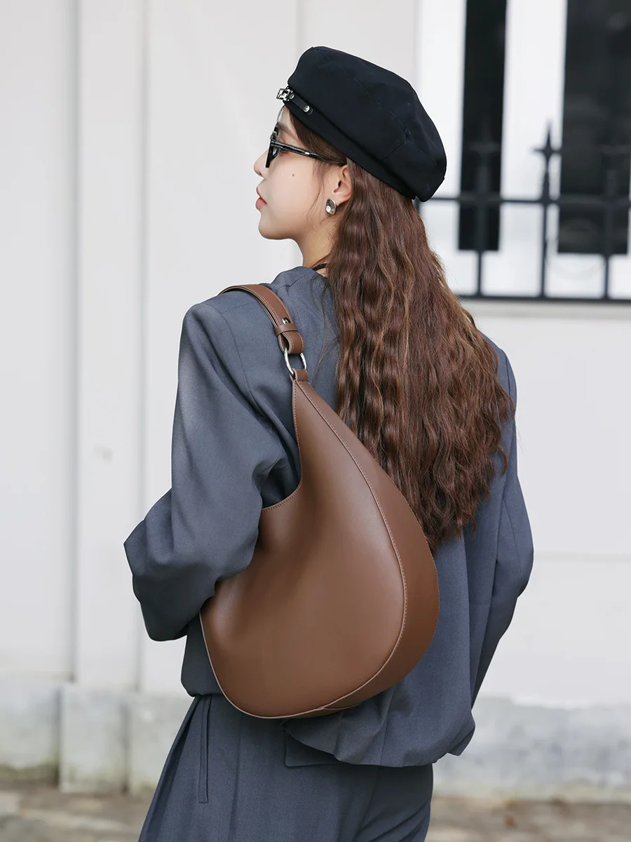 美女か野獣中古CORDURA Nylon ShoulderTote Bag 美女か野獣中古CORDURA Nylon ShoulderTote Bag Shoulder Bag | GATE
