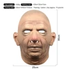 Homme chauve d'âge moyen