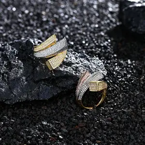 European American Style Exquisite Shell Design Sense Hollow Opening High-End Fashion Light Luxury Gold Plated Daily Wear Rings