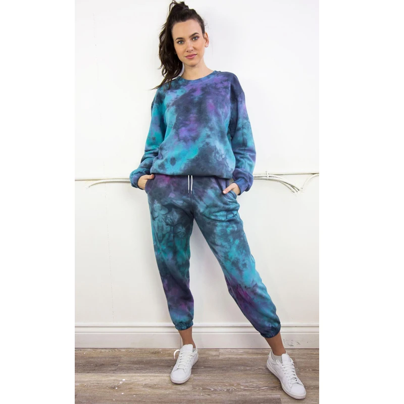 blue tie dye moletom com capuz and sweatpants set