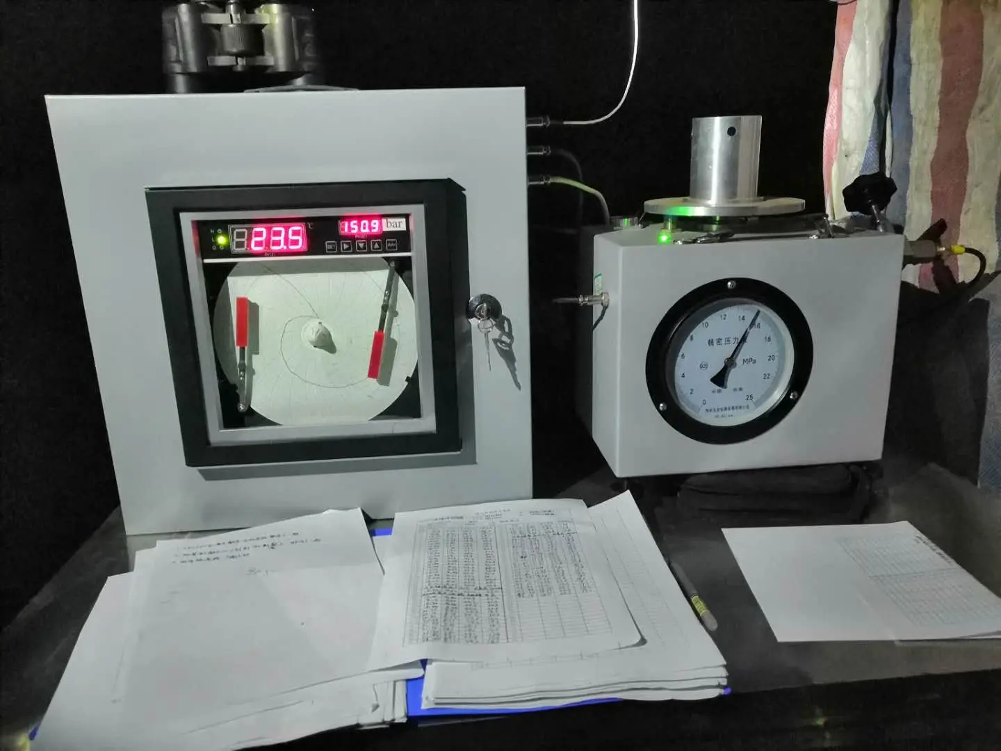 Single/double Pen Paper Circle Temperature And Pressure Chart Recorder