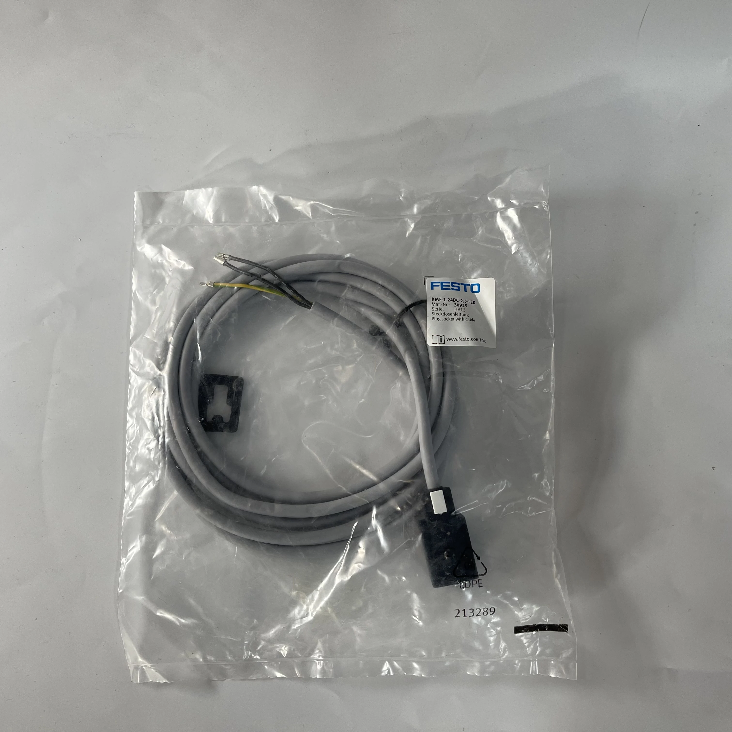 FESTO Cable for Pneumatic Sensors KMF-1-24DC-2,5-LED