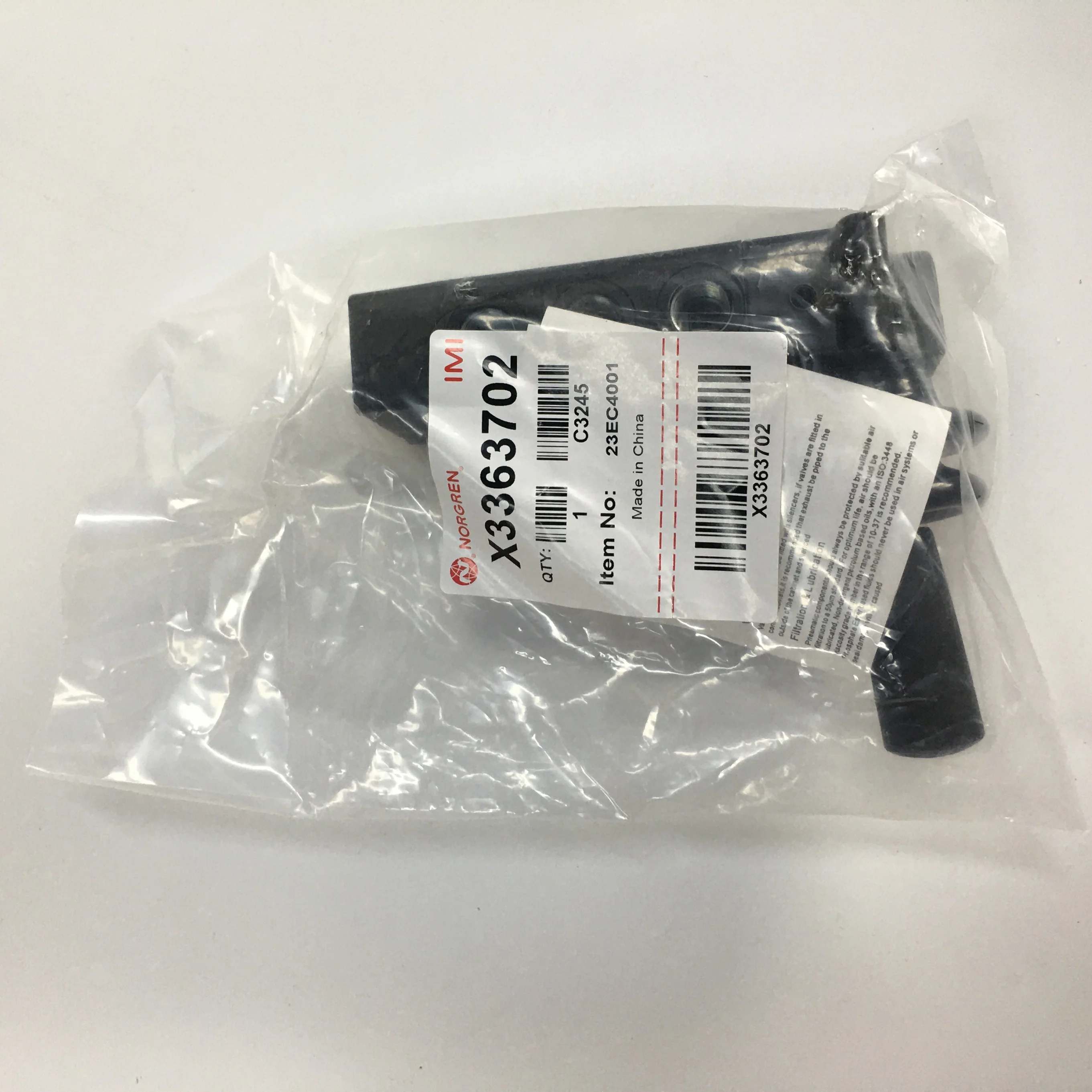 Norgren Pneumatic fitting X3363702