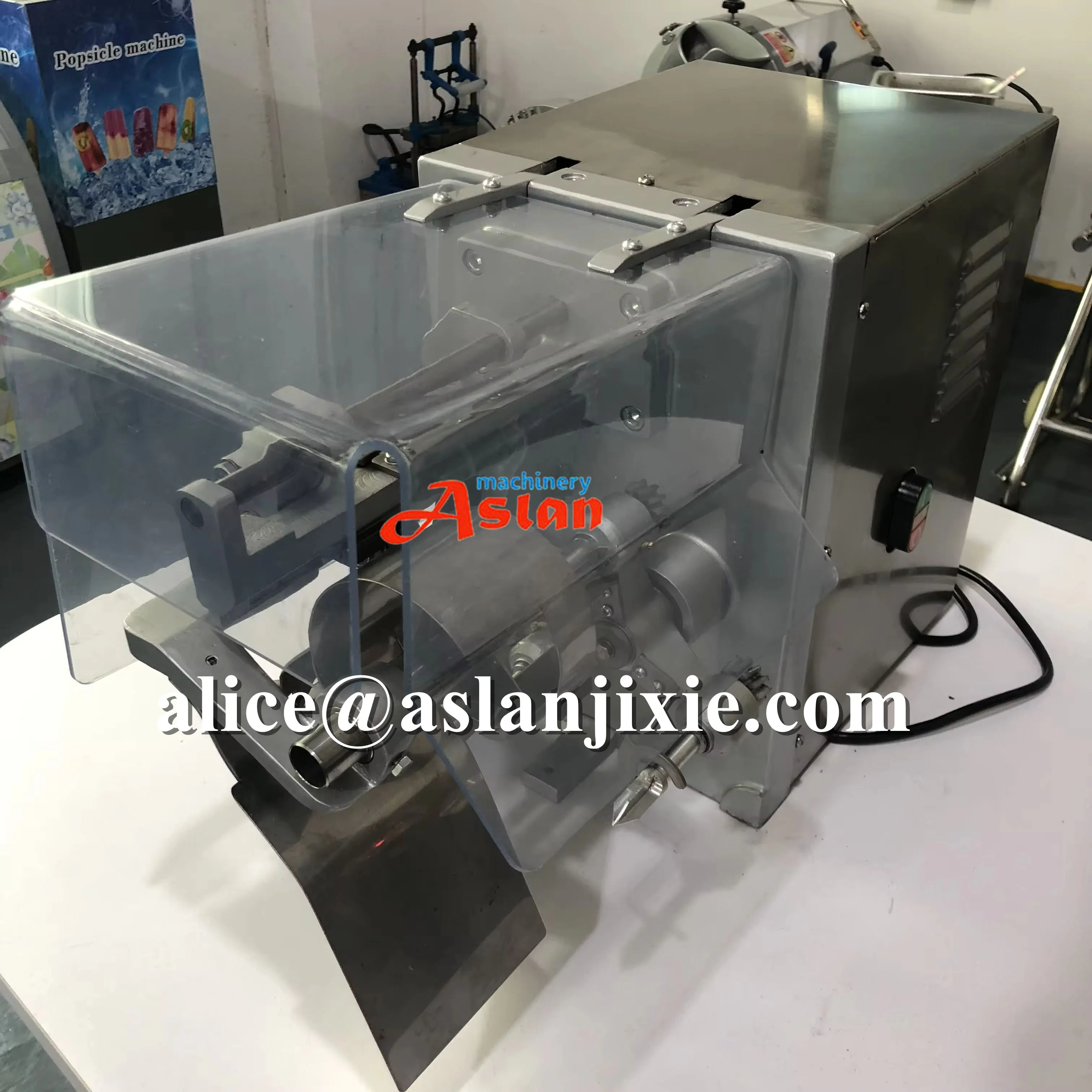 Farm Use Red apple Peeling Core Removing 4 Slicing Machine