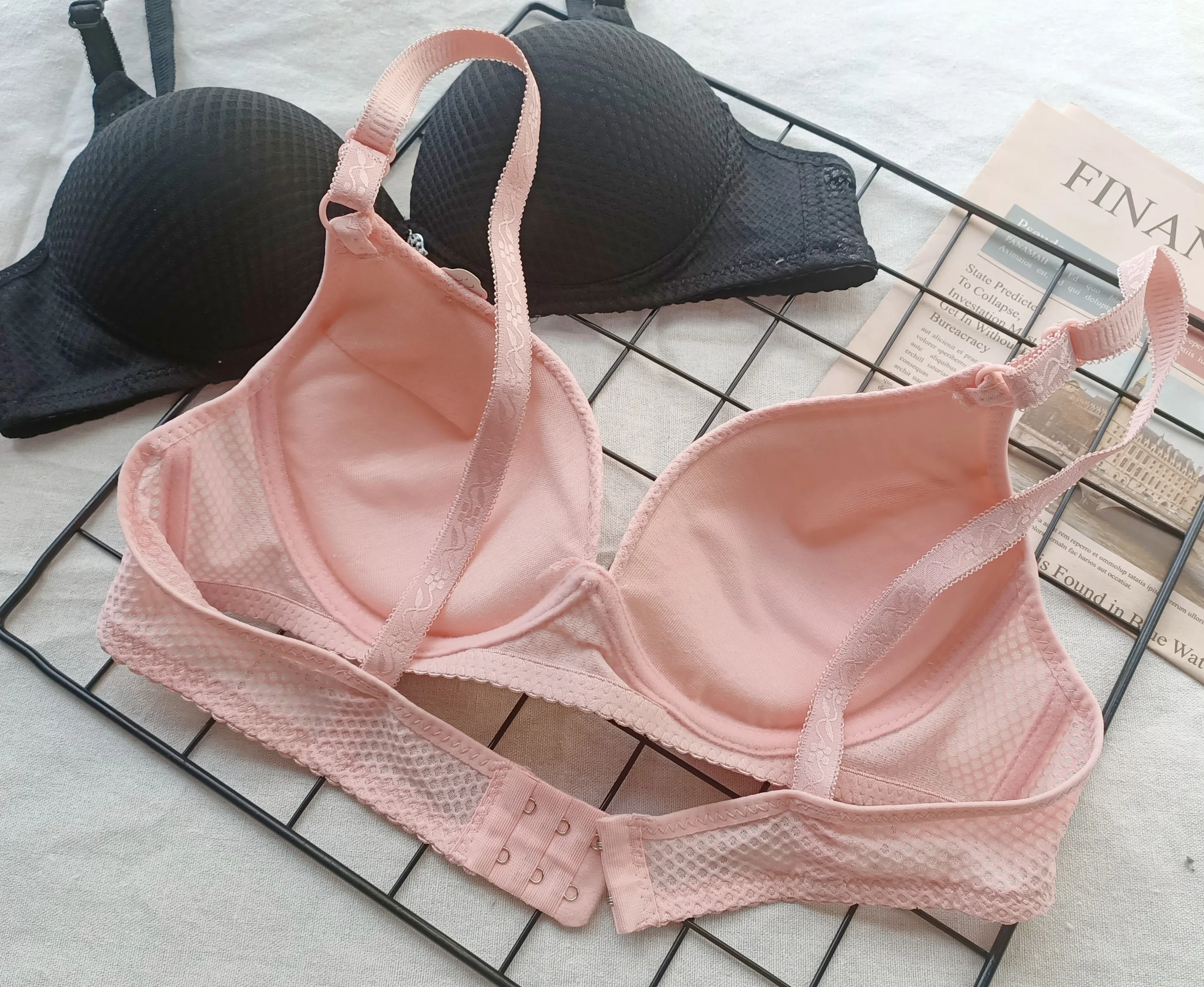 New Desig Thick Cup Wire Free Bra Ropa Interior De Mujer Three Quantity