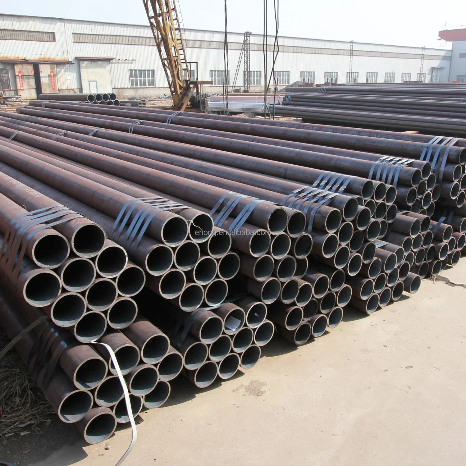 Tubo estructural sin costura de alta calidad AISI1045 4130 4140, tubo redondo de acero sin costura para calderas de edificios.