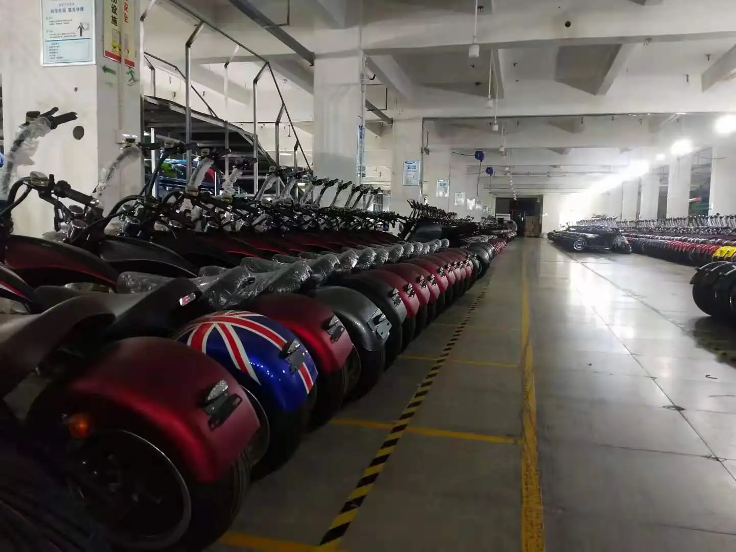 Us Warehouse 3000w Electric Motorcycle 2021 New Arrival Electric Motorcycle Scooter Eec Version