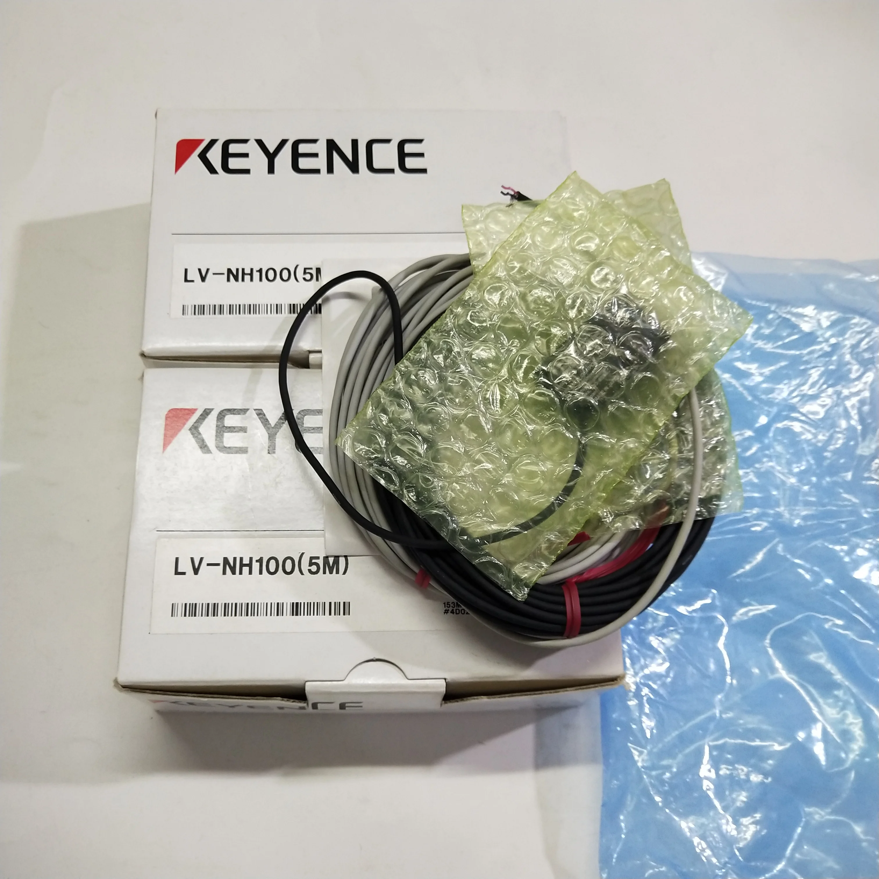 KEYENCE LV-NH100 Laser Sensor Head - High Performance