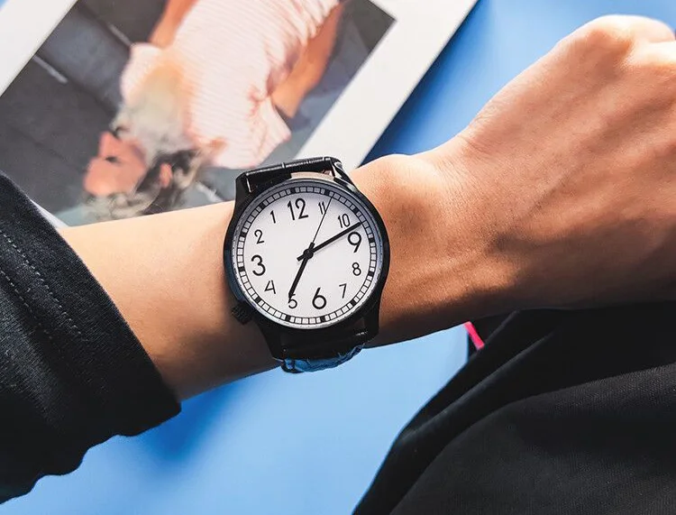 Orologio Da Uomo Al Quarzo Con Calendario - Cassa Sottile Minimalista, Quadrante Nero/Bianco 40mm, Cinturino In Acciaio