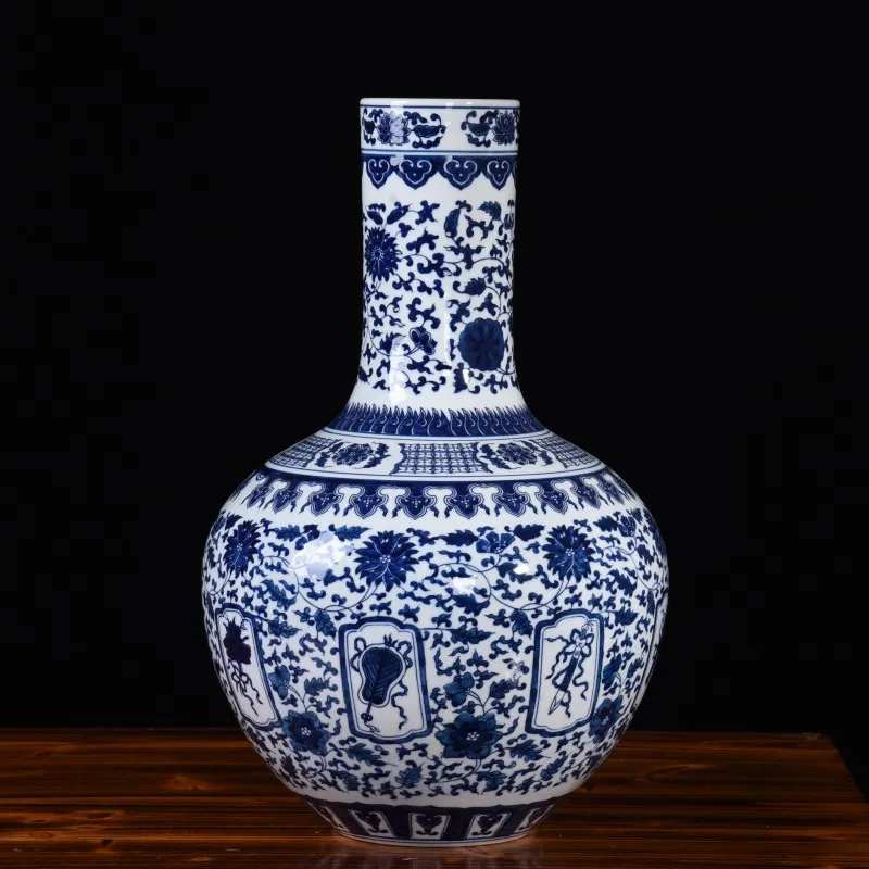 shaped blue and white porcelain vase Chinese archaize round ball 