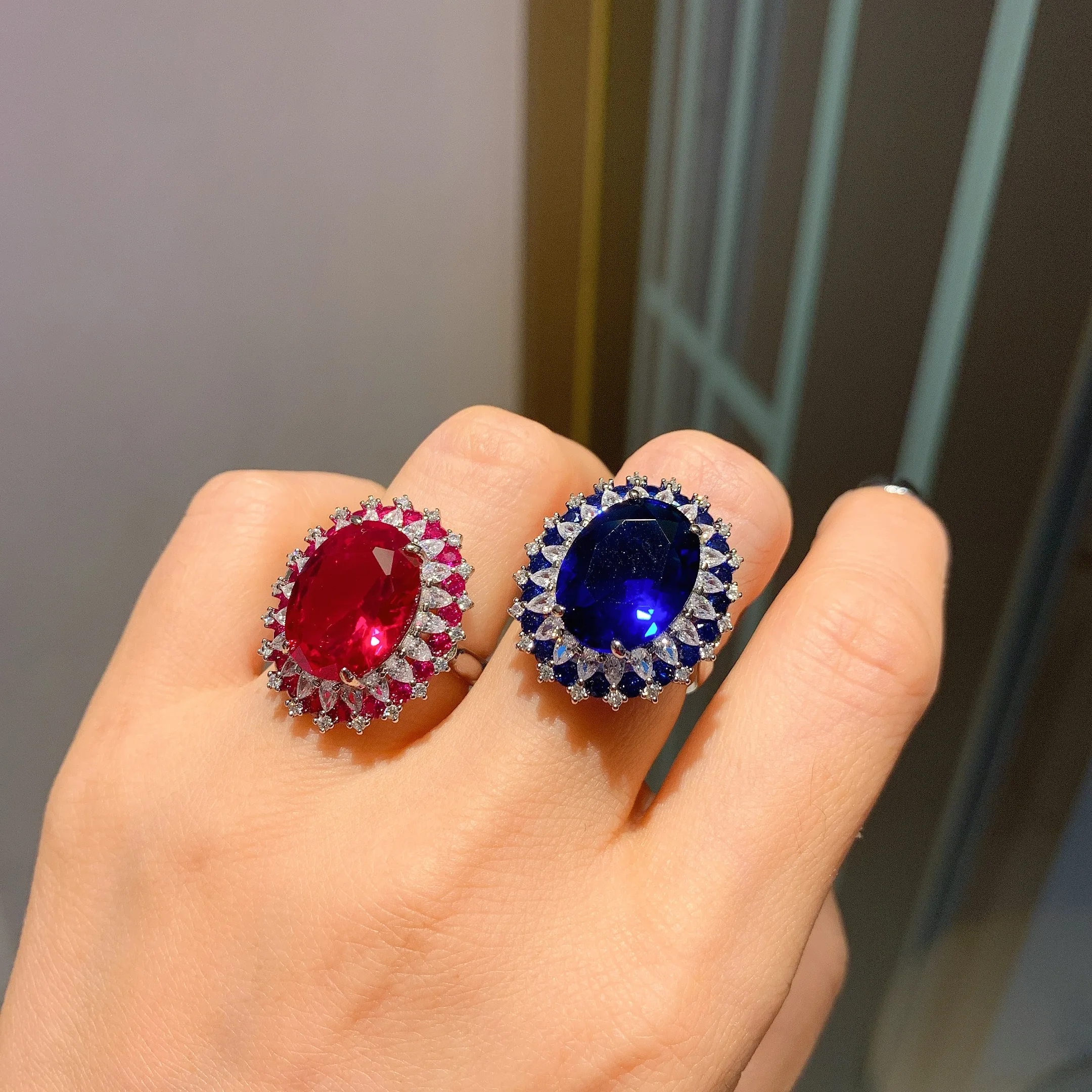 EYIKA Oval Shape Red Ruby Jewelry Cubic Zircon Halo Ruby Gemstone Ring for Wedding