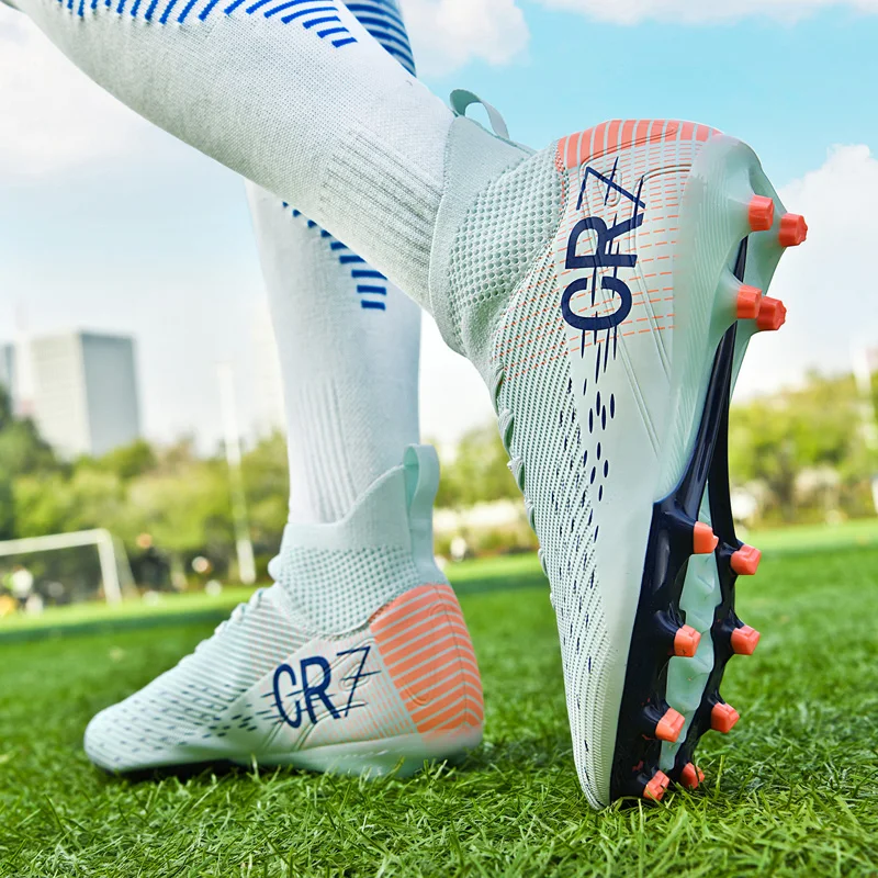 High Quality Lightweight Soccer Cleats Ready Styles for Kids Youth Summer Football Shoes aperçu 5