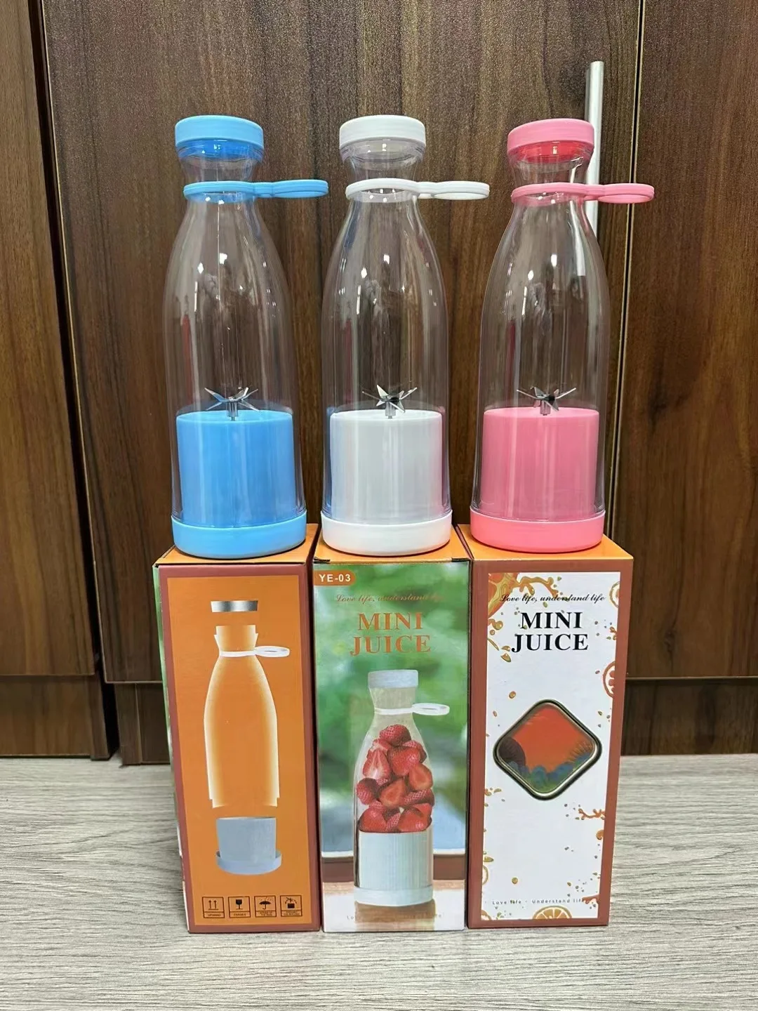 USB Rechargeable Portable Blender with 6 Blades 420ml Mini Home Use Fruit Juicer Cup Machine Electric Powered 15