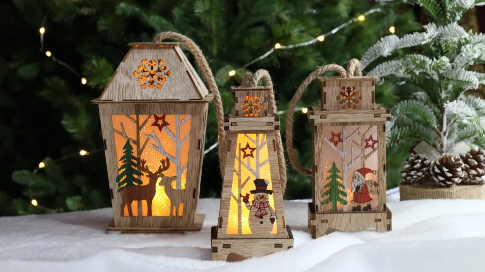 Wholesale Christmas Light Up Wood Lantern Led Hanging Ornament For