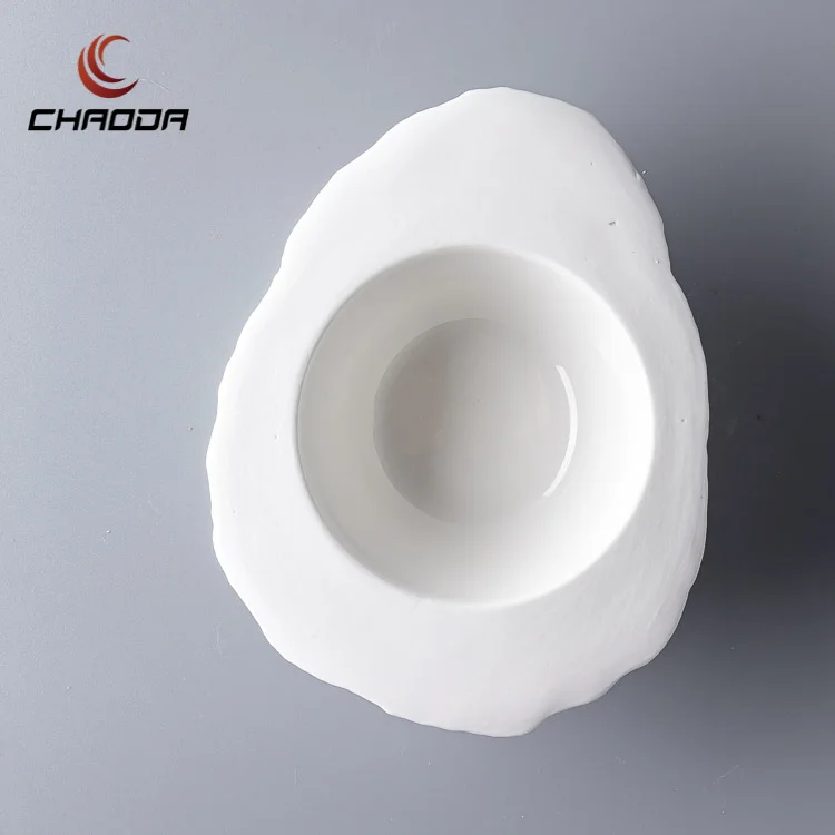 European Style Ceramic Soup Bowl with Irregular Surface Porcelain Snack Bowls for Star Rated Restaurant