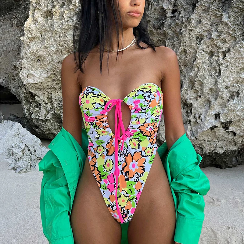 2023 Customized Swimmers Floral Printed One Piece Designer Bathing Suits High Leg Oem Womens 1499