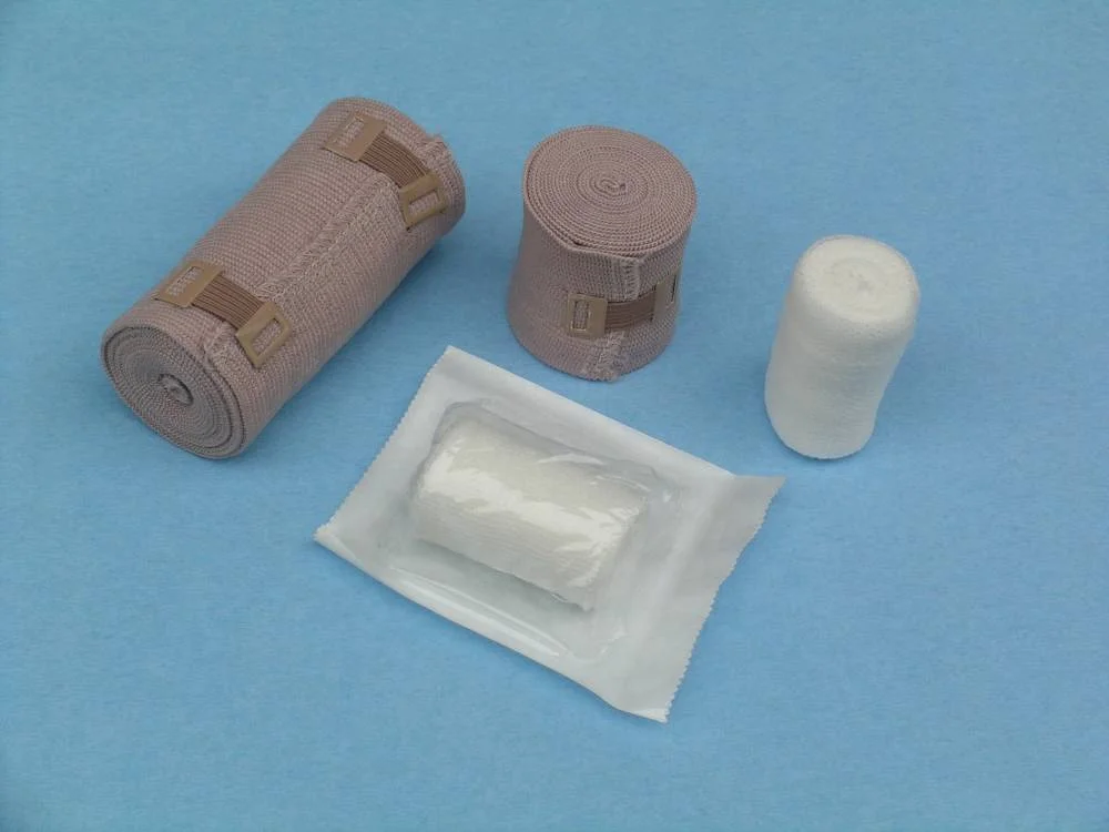 Factory Wholesale Surgical Consumables Bandage Roll Medical Cotton Stretch Elastic Bandage for Wound Care