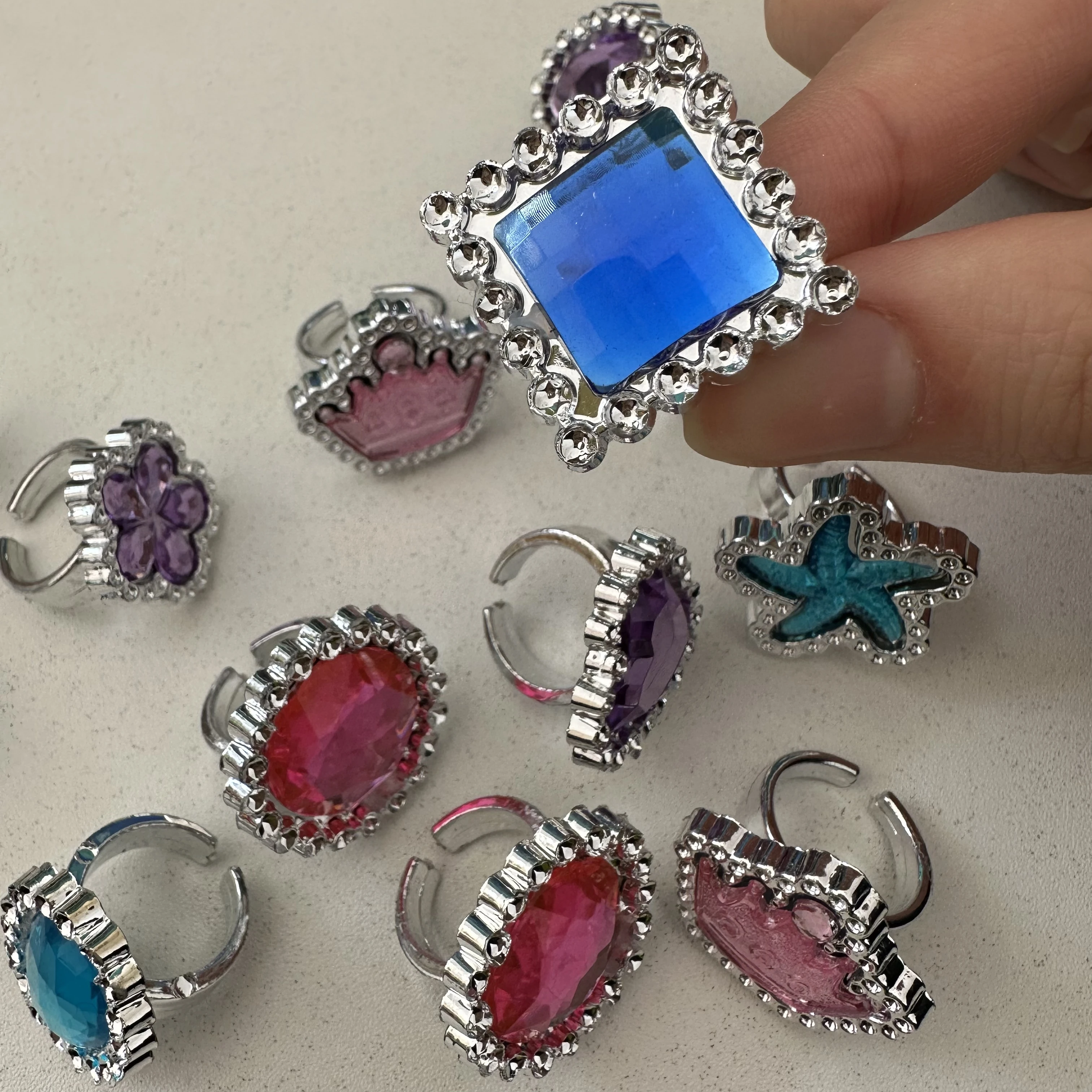 Colorful Tiny Diamond Hoops Plastic Rings For Kids Toys