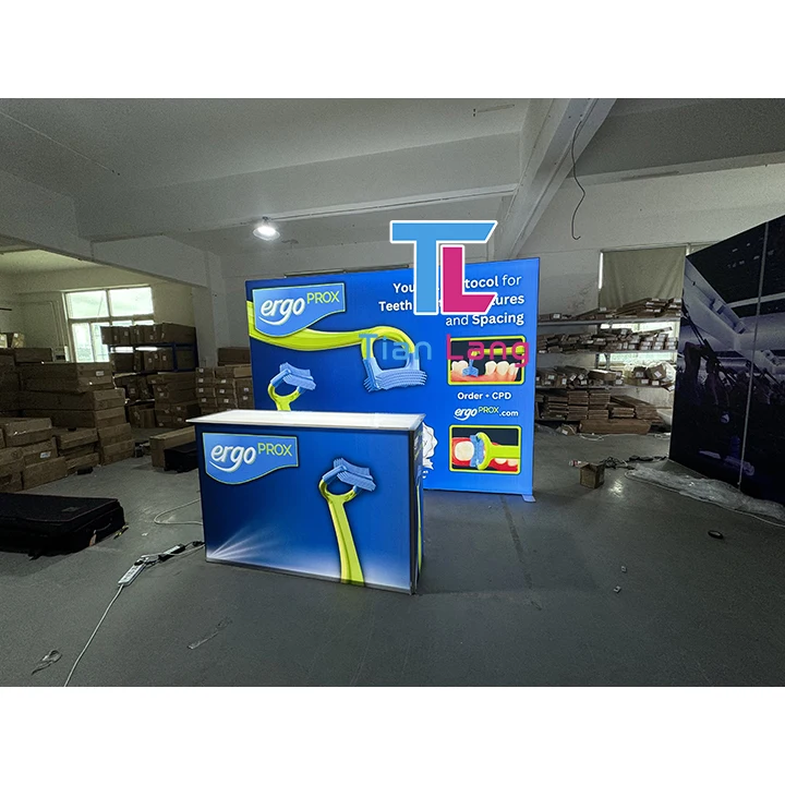 תצוגה ניידת SEG עם 8 מטר שלבים מסך ללא מסגרת מאלומיניום עם לוגו מותאם, שולחן מאיר LED לתערוכות ועמדות מסחר