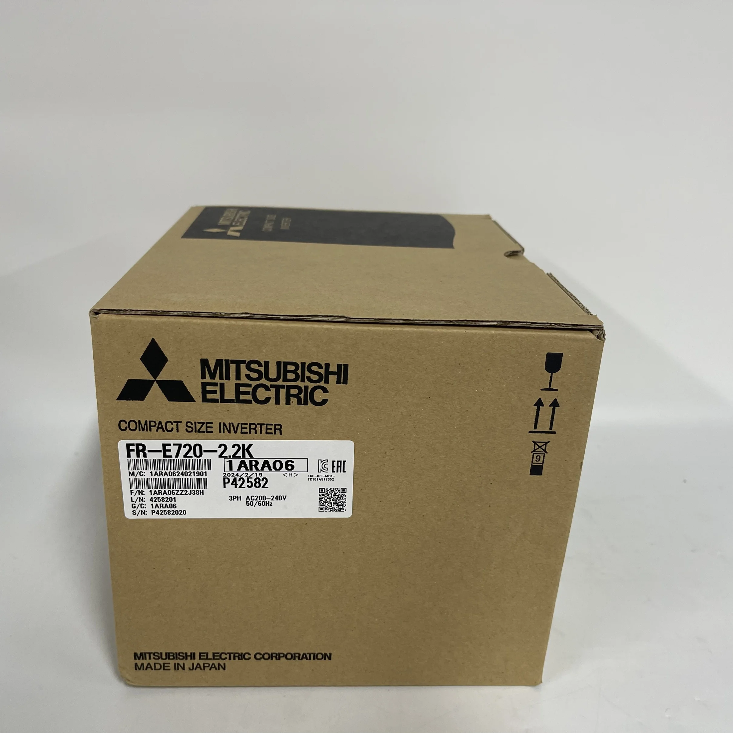 Mitsubishi Compact Size Inverter FR-E720-2.2K