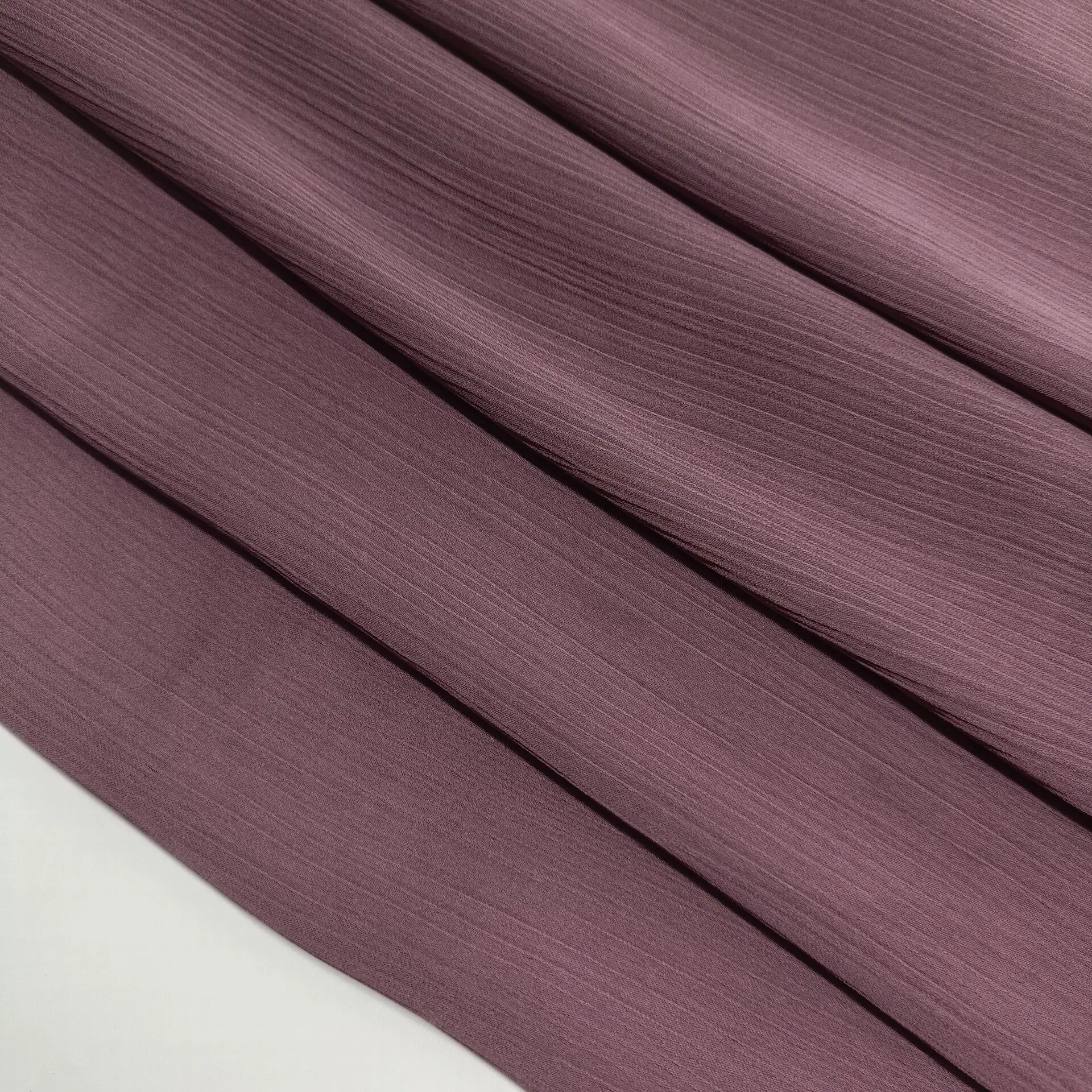 Soft and Droop Fabric Popular Polyester Chiffon Crepe Satin Suit Fabric Jacquard Fabric Woven Lightweight A4 Size Sample 100gsm