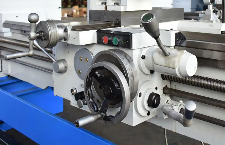 Cs6266 Manual Lathe Machine Conventional Parallel Turning Lathe Machine Universal Horizontal With Bed Width 390 Mm