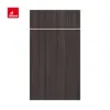 Grano de madera negro