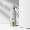 Confezione con copertura in tessuto bianco a sei strati