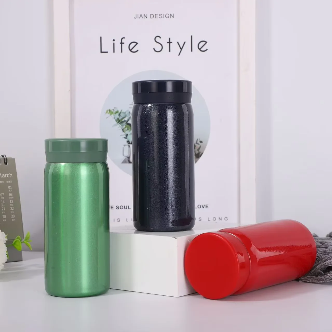 Most Popular Mini Portable 200ml Wide Mouth Water Bottle Modern Design Mini Thermos for Hot Cold Drinks Vacuum Japan South Korea