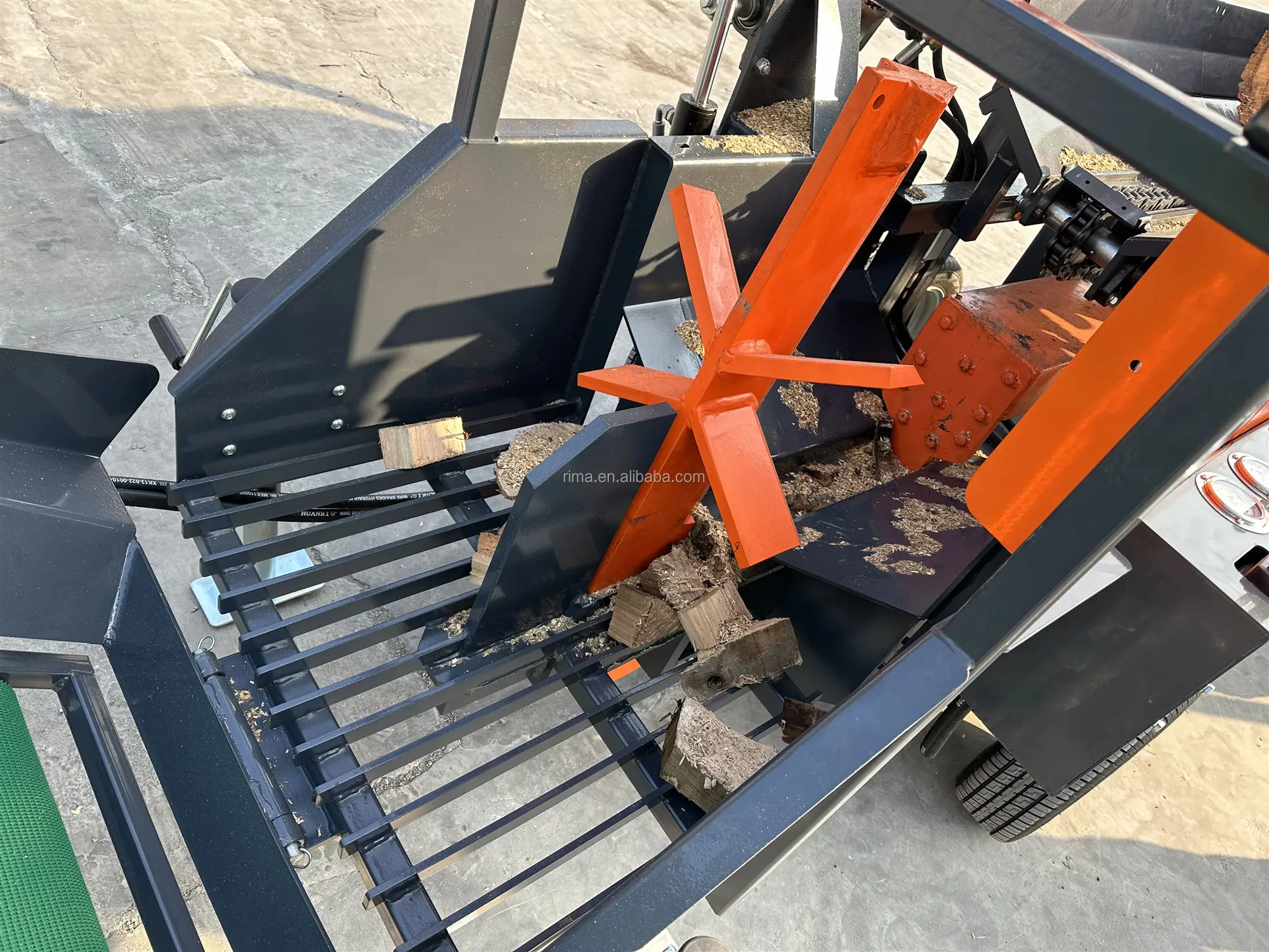 30ton Firewood Processor with Chain Feed - Efficient Splitting