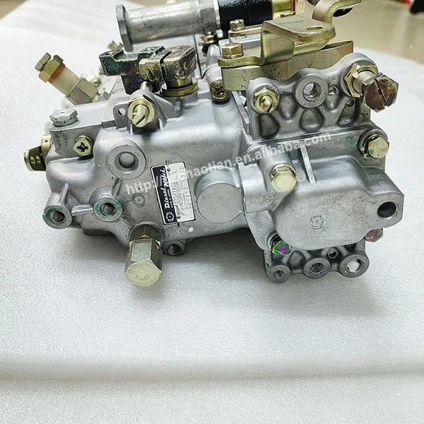 燃料噴射ポンプ101606-1320 101060-4260 ME056641ディーゼルエンジン