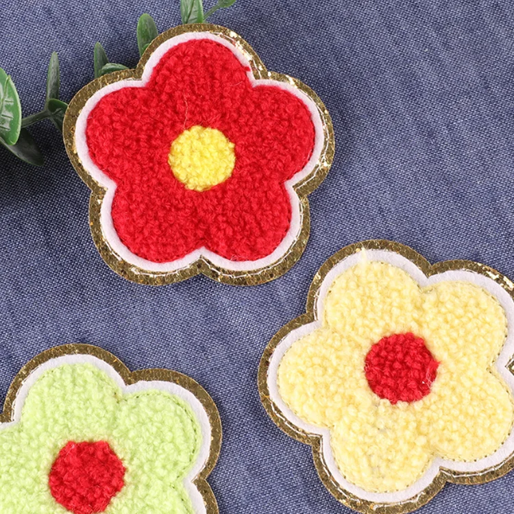 Promotional Rhinestone Pearl Cute Glitter Kawaii Woven Patch Beads Sequins Iron on Flower Embroidery Patches for Clothes