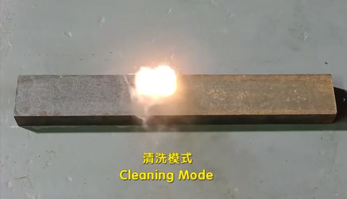 Portable 1000W Handheld Fiber Laser Welder Cleaner Cutter 3 In 1 For Metal