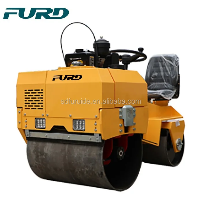 Changfa Pedestrian Vibratory Roller with 700kg Capacity Honda Diesel Engine Double Drum for Soil Compaction Road Maintenance