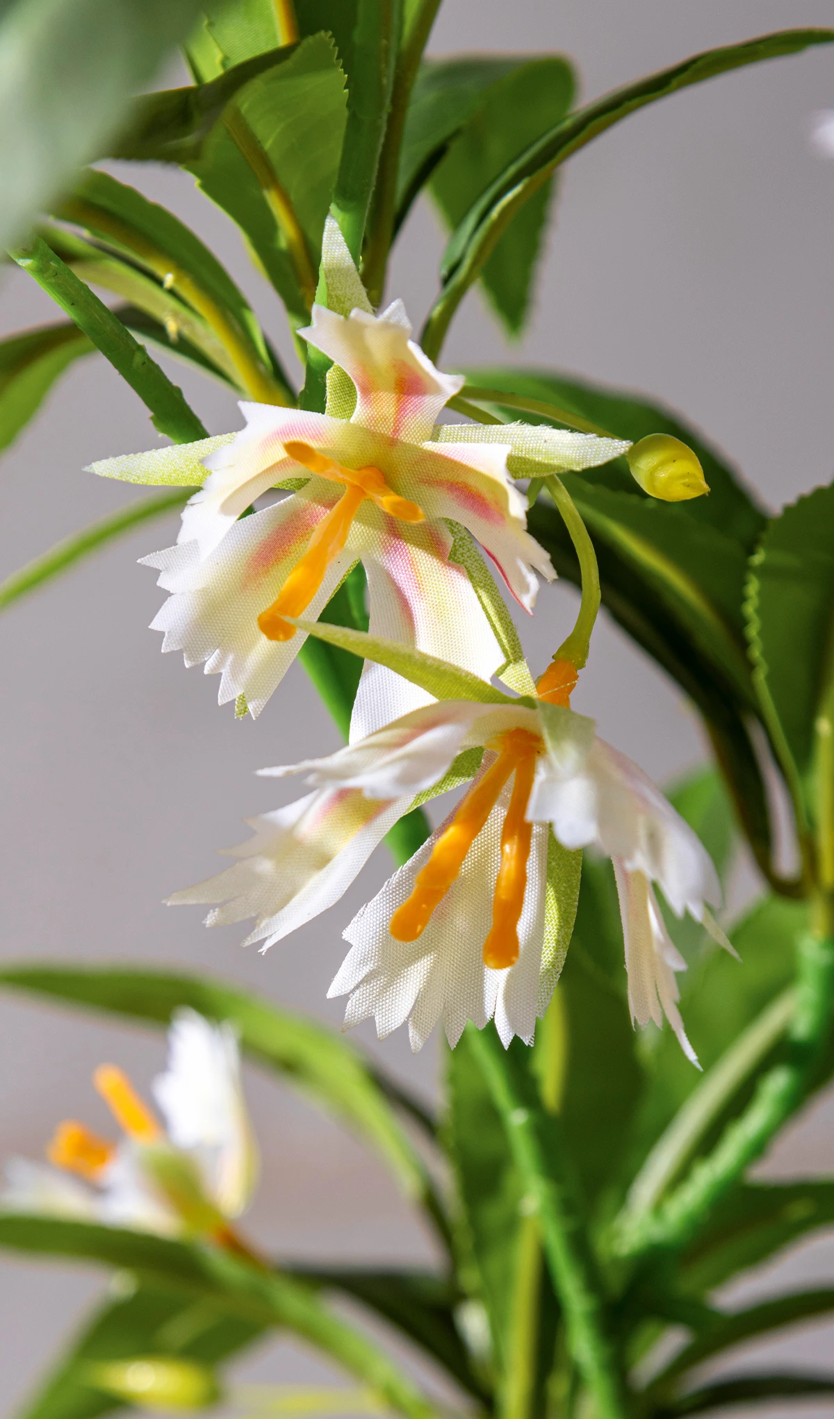 Hot Selling Realistic Potted Artificial Pieris Plants Office Home Decoration with Japonica Rice Quality Artificial Tree Supply details