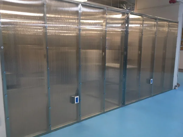 Цветной полупрозрачный поликарбонатный лист с двойными стенками от солнца пластиковые зеркальные листы